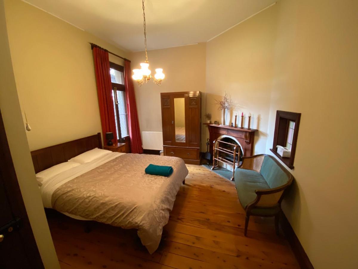 Yass Central Bed & Breakfast Bagian luar foto